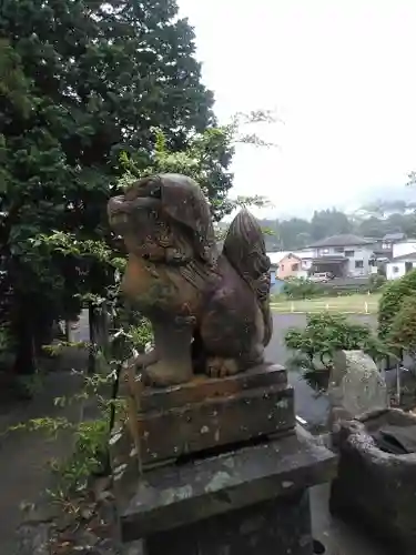 生目神社の狛犬