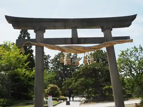 白山神社の鳥居