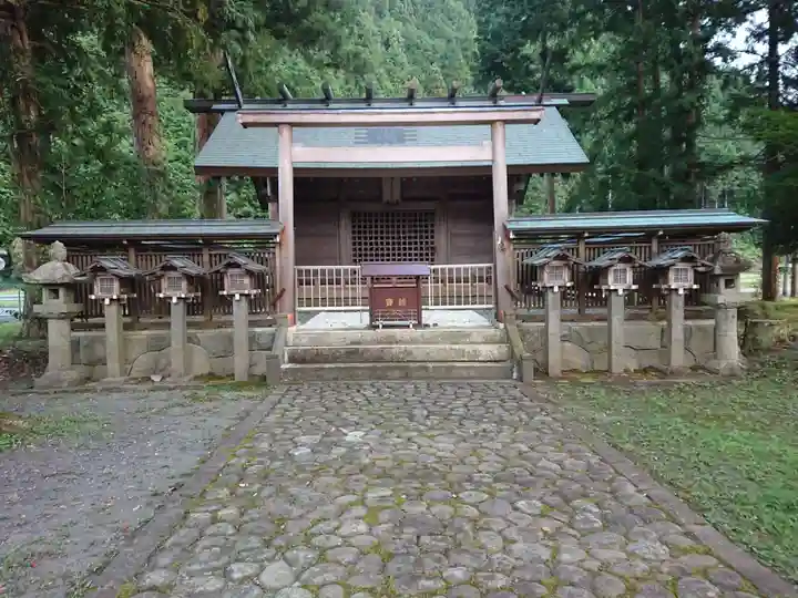 須波神社の本殿・本堂