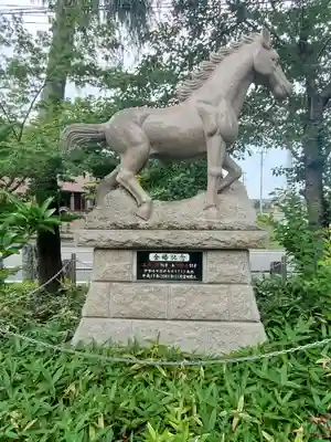 伊与久雷電神社の狛犬
