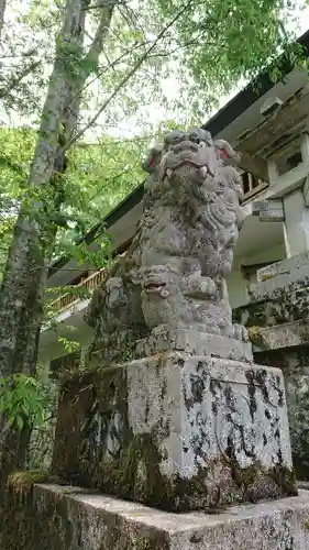 古峯神社の狛犬