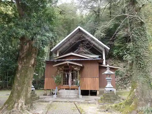 天石門別安国玉主天神社の本殿