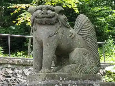 愛別神社の狛犬