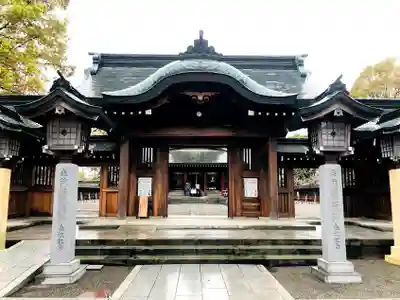 八代宮の山門・神門