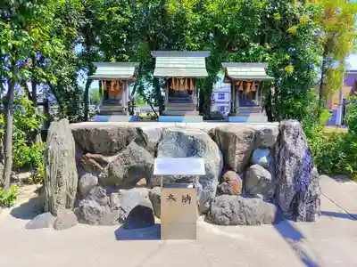 秋葉社・須佐之男社・豊受神社の本殿・本堂