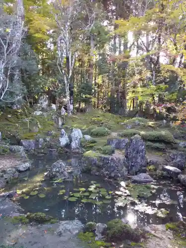 圓照寺の庭園