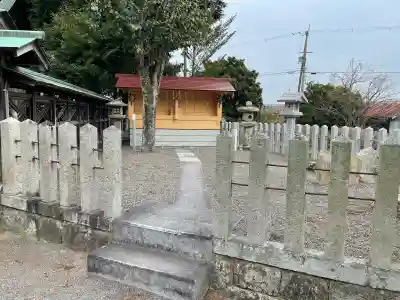 總社神社の{uncategorized: "未分類", other: "その他", undefined: "問題あり", building: "その他建物", grave: "お墓", sacred_gate: "鳥居", guardian: "狛犬", statue: "像", buddha: "仏像", history: "歴史", nature: "自然", garden: "庭園", animal: "動物", pagoda: "塔", temizu: "手水舎", mountain_gate: "山門・神門", sanctuary: "本殿・本堂", subordinate: "末社・摂社", art: "芸術", scenery: "景色", jizo: "地蔵", ema: "絵馬", goshuin: "御朱印", omikuji: "おみくじ", items: "授与品その他", amulet: "お守り", goshuincho: "御朱印帳", eats: "食事", festival: "お祭り", votive_dance: "神楽", shichigosan: "七五三参", wedding: "結婚式", experience: "体験その他", initially: "初詣", around: "周辺", anti_infection: "感染症対策"}