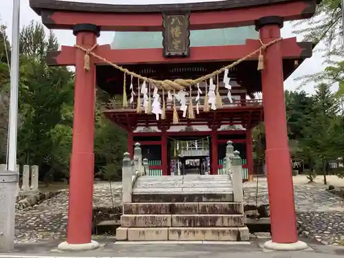 飯野八幡宮の鳥居