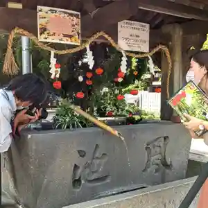 三津厳島神社の手水舎(2021年08月29日(日) 06時23分38秒投稿)
