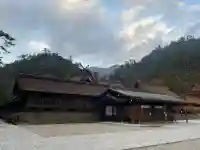 出雲大社の{uncategorized: "未分類", other: "その他", undefined: "問題あり", building: "その他建物", grave: "お墓", sacred_gate: "鳥居", guardian: "狛犬", statue: "像", buddha: "仏像", history: "歴史", nature: "自然", garden: "庭園", animal: "動物", pagoda: "塔", temizu: "手水舎", mountain_gate: "山門・神門", sanctuary: "本殿・本堂", subordinate: "末社・摂社", art: "芸術", scenery: "景色", jizo: "地蔵", ema: "絵馬", goshuin: "御朱印", omikuji: "おみくじ", items: "授与品その他", amulet: "お守り", goshuincho: "御朱印帳", eats: "食事", festival: "お祭り", votive_dance: "神楽", shichigosan: "七五三参", wedding: "結婚式", experience: "体験その他", initially: "初詣", around: "周辺", anti_infection: "感染症対策"}