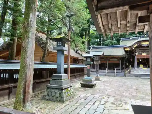 諏訪大社の本殿・本堂