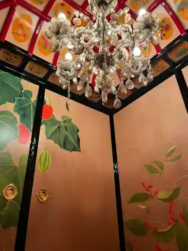 大杉神社の{uncategorized: "未分類", other: "その他", undefined: "問題あり", building: "その他建物", grave: "お墓", sacred_gate: "鳥居", guardian: "狛犬", statue: "像", buddha: "仏像", history: "歴史", nature: "自然", garden: "庭園", animal: "動物", pagoda: "塔", temizu: "手水舎", mountain_gate: "山門・神門", sanctuary: "本殿・本堂", subordinate: "末社・摂社", art: "芸術", scenery: "景色", jizo: "地蔵", ema: "絵馬", goshuin: "御朱印", omikuji: "おみくじ", items: "授与品その他", amulet: "お守り", goshuincho: "御朱印帳", eats: "食事", festival: "お祭り", votive_dance: "神楽", shichigosan: "七五三参", wedding: "結婚式", experience: "体験その他", initially: "初詣", around: "周辺", anti_infection: "感染症対策"}