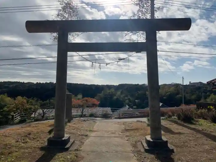 六所大神の鳥居