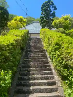玉巌寺の{uncategorized: "未分類", other: "その他", undefined: "問題あり", building: "その他建物", grave: "お墓", sacred_gate: "鳥居", guardian: "狛犬", statue: "像", buddha: "仏像", history: "歴史", nature: "自然", garden: "庭園", animal: "動物", pagoda: "塔", temizu: "手水舎", mountain_gate: "山門・神門", sanctuary: "本殿・本堂", subordinate: "末社・摂社", art: "芸術", scenery: "景色", jizo: "地蔵", ema: "絵馬", goshuin: "御朱印", omikuji: "おみくじ", items: "授与品その他", amulet: "お守り", goshuincho: "御朱印帳", eats: "食事", festival: "お祭り", votive_dance: "神楽", shichigosan: "七五三参", wedding: "結婚式", experience: "体験その他", initially: "初詣", around: "周辺", anti_infection: "感染症対策"}