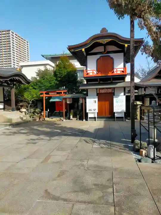 大覚寺の{uncategorized: "未分類", other: "その他", undefined: "問題あり", building: "その他建物", grave: "お墓", sacred_gate: "鳥居", guardian: "狛犬", statue: "像", buddha: "仏像", history: "歴史", nature: "自然", garden: "庭園", animal: "動物", pagoda: "塔", temizu: "手水舎", mountain_gate: "山門・神門", sanctuary: "本殿・本堂", subordinate: "末社・摂社", art: "芸術", scenery: "景色", jizo: "地蔵", ema: "絵馬", goshuin: "御朱印", omikuji: "おみくじ", items: "授与品その他", amulet: "お守り", goshuincho: "御朱印帳", eats: "食事", festival: "お祭り", votive_dance: "神楽", shichigosan: "七五三参", wedding: "結婚式", experience: "体験その他", initially: "初詣", around: "周辺", anti_infection: "感染症対策"}