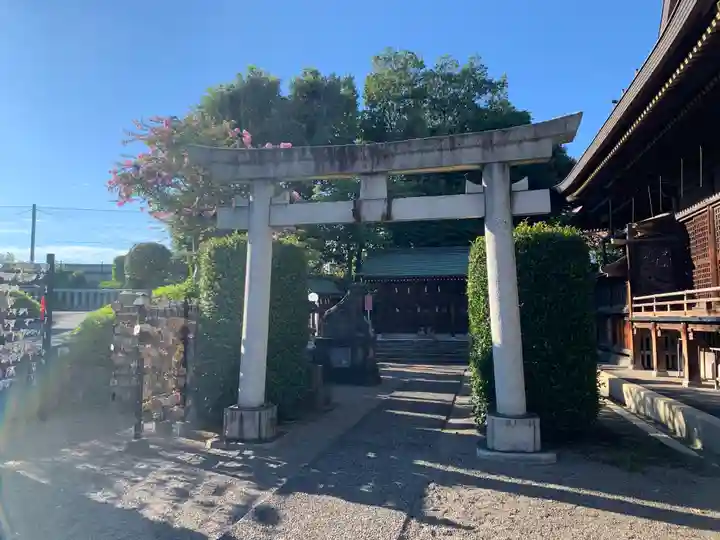 赤羽八幡神社の鳥居