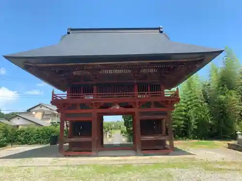 称念寺の山門