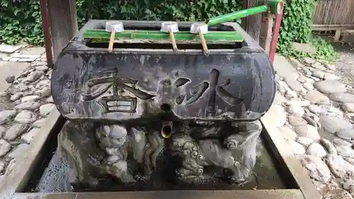 於菊稲荷神社の手水