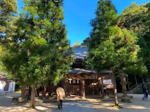 玉作湯神社の本殿