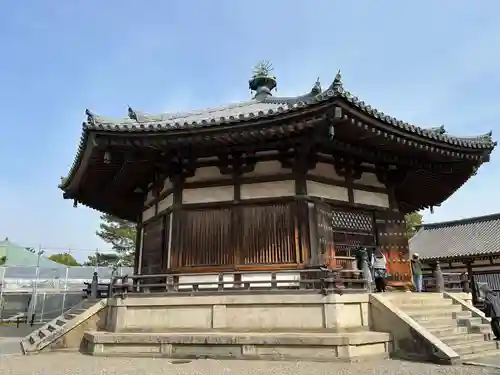 法隆寺 夢殿(奈良県)