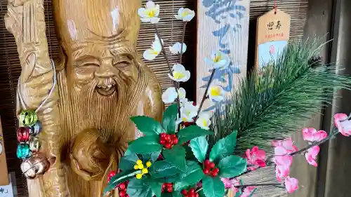 七重浜海津見神社の{uncategorized: "未分類", other: "その他", undefined: "問題あり", building: "その他建物", grave: "お墓", sacred_gate: "鳥居", guardian: "狛犬", statue: "像", buddha: "仏像", history: "歴史", nature: "自然", garden: "庭園", animal: "動物", pagoda: "塔", temizu: "手水舎", mountain_gate: "山門・神門", sanctuary: "本殿・本堂", subordinate: "末社・摂社", art: "芸術", scenery: "景色", jizo: "地蔵", ema: "絵馬", goshuin: "御朱印", omikuji: "おみくじ", items: "授与品その他", amulet: "お守り", goshuincho: "御朱印帳", eats: "食事", festival: "お祭り", votive_dance: "神楽", shichigosan: "七五三参", wedding: "結婚式", experience: "体験その他", initially: "初詣", around: "周辺", anti_infection: "感染症対策"}