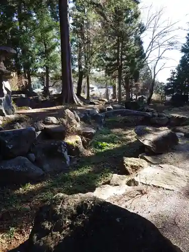 逸見神社の建物その他