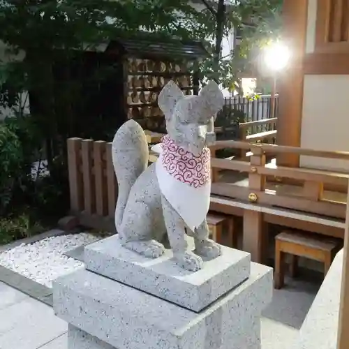 福徳神社（芽吹稲荷）の狛犬