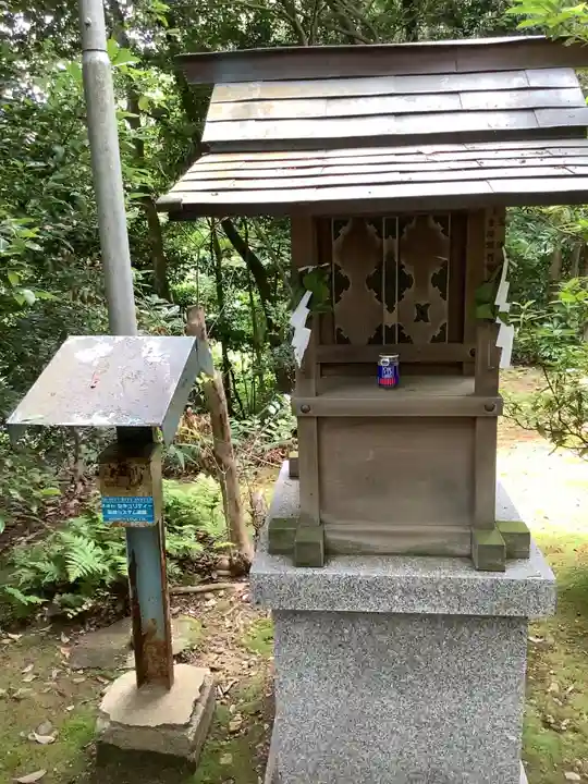 城山八幡宮の末社・摂社
