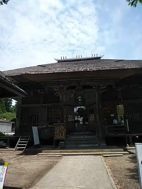 恵隆寺(立木千手観音)の本殿・本堂