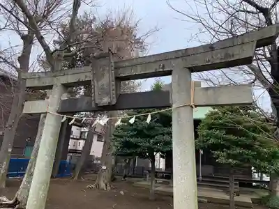 深大寺稲荷神社の鳥居