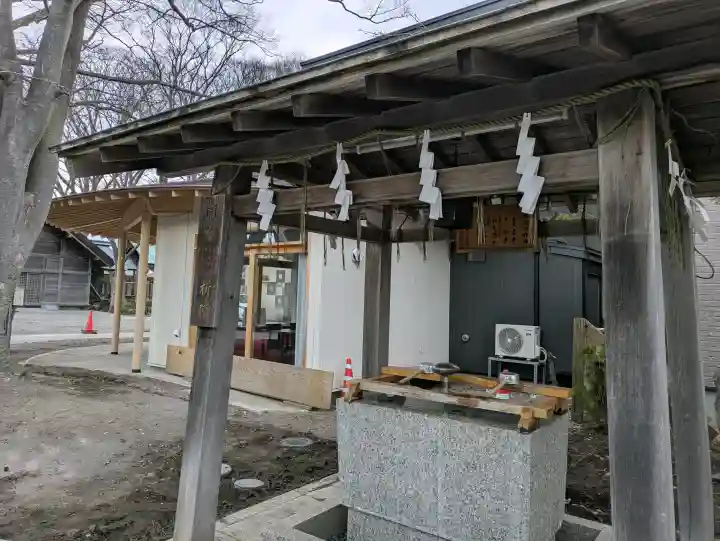 乃木神社の{uncategorized: "未分類", other: "その他", undefined: "問題あり", building: "その他建物", grave: "お墓", sacred_gate: "鳥居", guardian: "狛犬", statue: "像", buddha: "仏像", history: "歴史", nature: "自然", garden: "庭園", animal: "動物", pagoda: "塔", temizu: "手水舎", mountain_gate: "山門・神門", sanctuary: "本殿・本堂", subordinate: "末社・摂社", art: "芸術", scenery: "景色", jizo: "地蔵", ema: "絵馬", goshuin: "御朱印", omikuji: "おみくじ", items: "授与品その他", amulet: "お守り", goshuincho: "御朱印帳", eats: "食事", festival: "お祭り", votive_dance: "神楽", shichigosan: "七五三参", wedding: "結婚式", experience: "体験その他", initially: "初詣", around: "周辺", anti_infection: "感染症対策"}