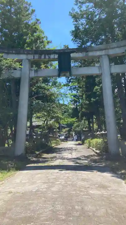 三尾神社(滋賀県)