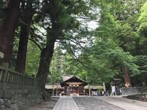 諏訪大社下社春宮(長野県)