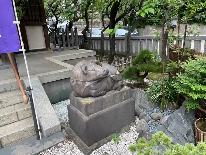 牛天神北野神社の狛犬