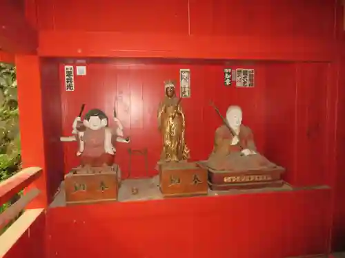 満願寺の像