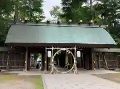 帯廣神社の山門