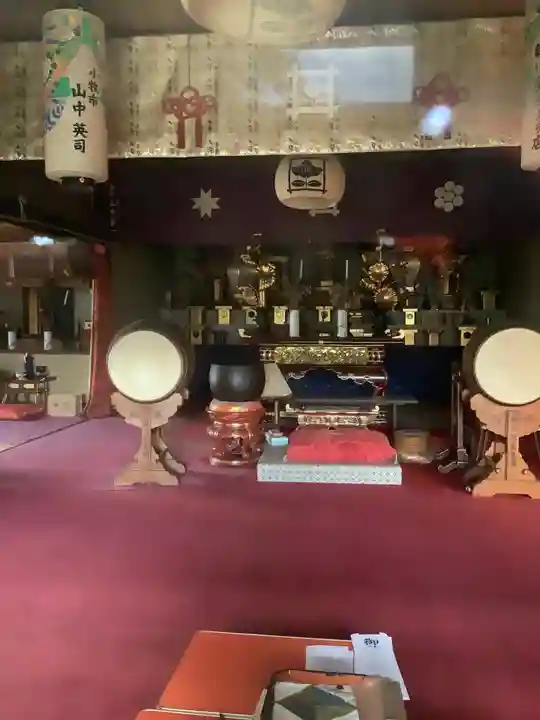 七面教会の本殿・本堂