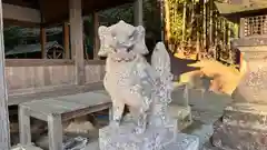 高峯神社の狛犬