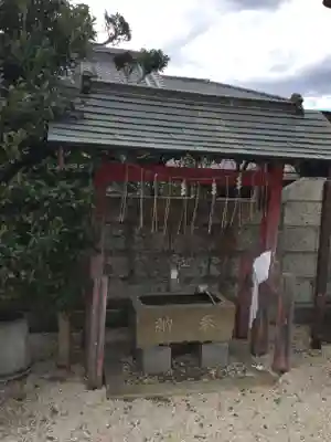 稲荷神社の手水舎