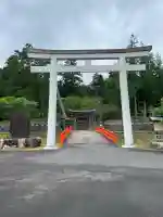 熊野大社の{uncategorized: "未分類", other: "その他", undefined: "問題あり", building: "その他建物", grave: "お墓", sacred_gate: "鳥居", guardian: "狛犬", statue: "像", buddha: "仏像", history: "歴史", nature: "自然", garden: "庭園", animal: "動物", pagoda: "塔", temizu: "手水舎", mountain_gate: "山門・神門", sanctuary: "本殿・本堂", subordinate: "末社・摂社", art: "芸術", scenery: "景色", jizo: "地蔵", ema: "絵馬", goshuin: "御朱印", omikuji: "おみくじ", items: "授与品その他", amulet: "お守り", goshuincho: "御朱印帳", eats: "食事", festival: "お祭り", votive_dance: "神楽", shichigosan: "七五三参", wedding: "結婚式", experience: "体験その他", initially: "初詣", around: "周辺", anti_infection: "感染症対策"}