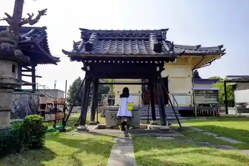 浄泉寺の手水舎