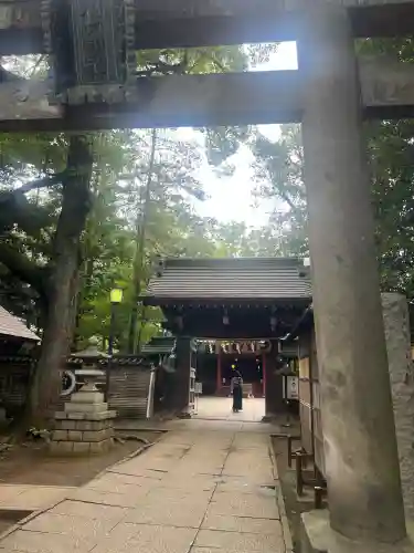 赤坂氷川神社の{uncategorized: "未分類", other: "その他", undefined: "問題あり", building: "その他建物", grave: "お墓", sacred_gate: "鳥居", guardian: "狛犬", statue: "像", buddha: "仏像", history: "歴史", nature: "自然", garden: "庭園", animal: "動物", pagoda: "塔", temizu: "手水舎", mountain_gate: "山門・神門", sanctuary: "本殿・本堂", subordinate: "末社・摂社", art: "芸術", scenery: "景色", jizo: "地蔵", ema: "絵馬", goshuin: "御朱印", omikuji: "おみくじ", items: "授与品その他", amulet: "お守り", goshuincho: "御朱印帳", eats: "食事", festival: "お祭り", votive_dance: "神楽", shichigosan: "七五三参", wedding: "結婚式", experience: "体験その他", initially: "初詣", around: "周辺", anti_infection: "感染症対策"}