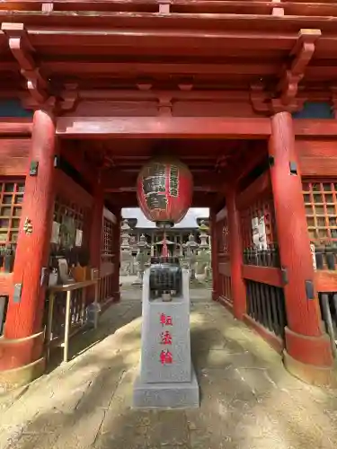 観音寺（寺山観音）の{uncategorized: "未分類", other: "その他", undefined: "問題あり", building: "その他建物", grave: "お墓", sacred_gate: "鳥居", guardian: "狛犬", statue: "像", buddha: "仏像", history: "歴史", nature: "自然", garden: "庭園", animal: "動物", pagoda: "塔", temizu: "手水舎", mountain_gate: "山門・神門", sanctuary: "本殿・本堂", subordinate: "末社・摂社", art: "芸術", scenery: "景色", jizo: "地蔵", ema: "絵馬", goshuin: "御朱印", omikuji: "おみくじ", items: "授与品その他", amulet: "お守り", goshuincho: "御朱印帳", eats: "食事", festival: "お祭り", votive_dance: "神楽", shichigosan: "七五三参", wedding: "結婚式", experience: "体験その他", initially: "初詣", around: "周辺", anti_infection: "感染症対策"}