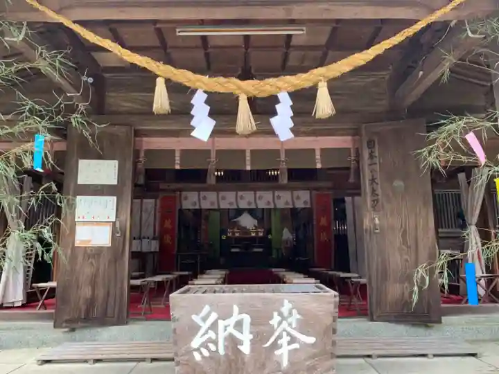 都萬神社の本殿・本堂