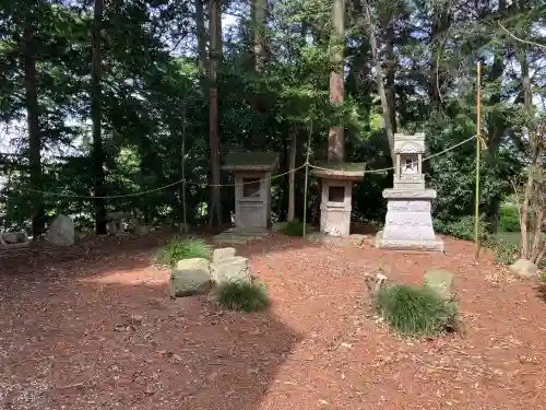 川西神社の末社・摂社