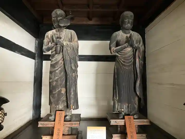 金峯山寺の仏像