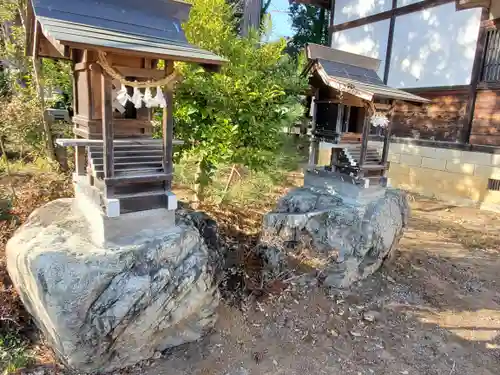 中蒔田椋神社の末社