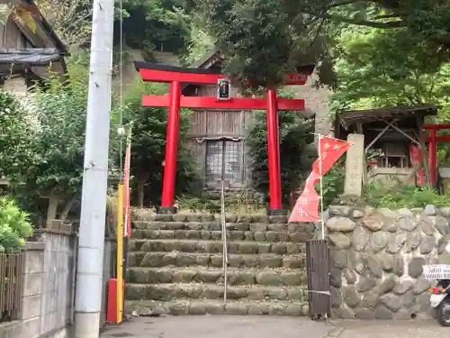 西森稲荷大明神(神奈川県)