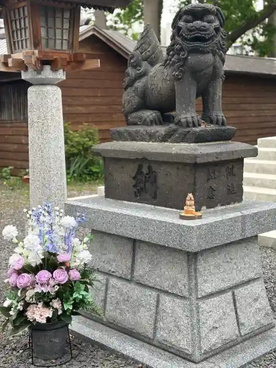 札幌諏訪神社の狛犬