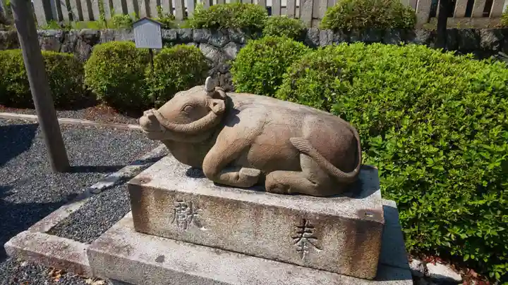 若宮八幡宮(陶器神社)の狛犬